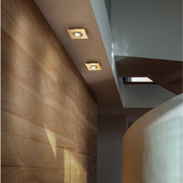 POIS 02002 Elesi Luce